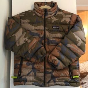 Patagonia Camo Puffer Coat - kids size 7-8